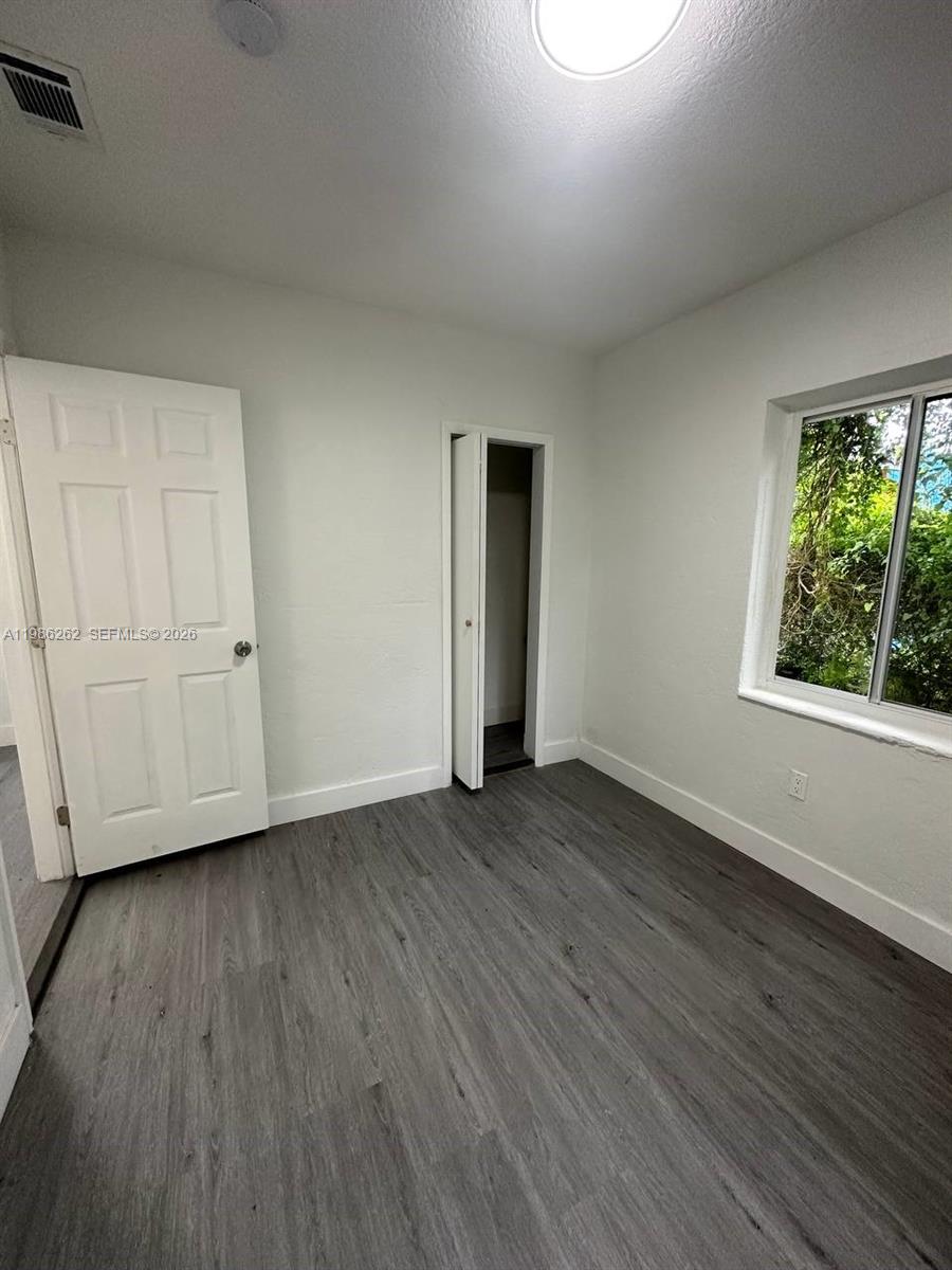 LIBERTY CITY - Residential