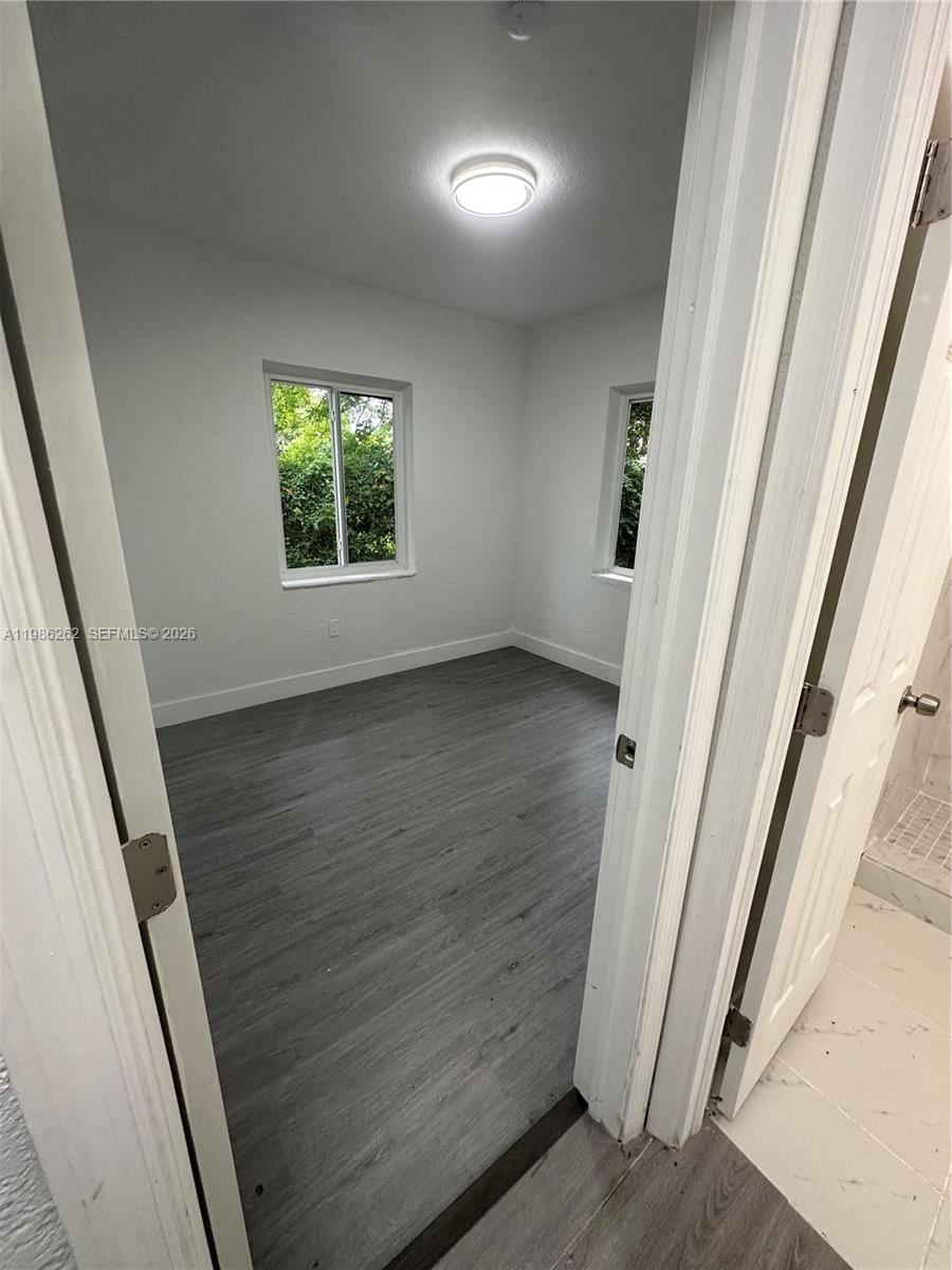 LIBERTY CITY - Residential