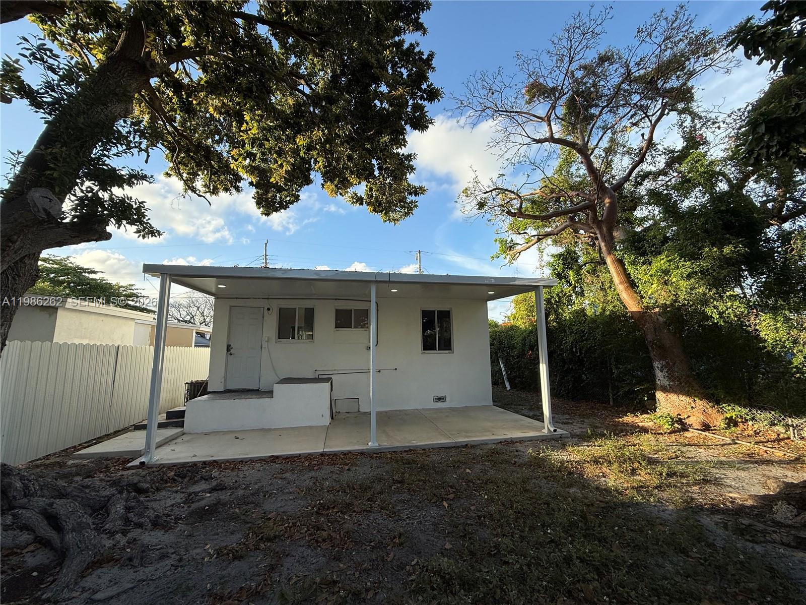 LIBERTY CITY - Residential