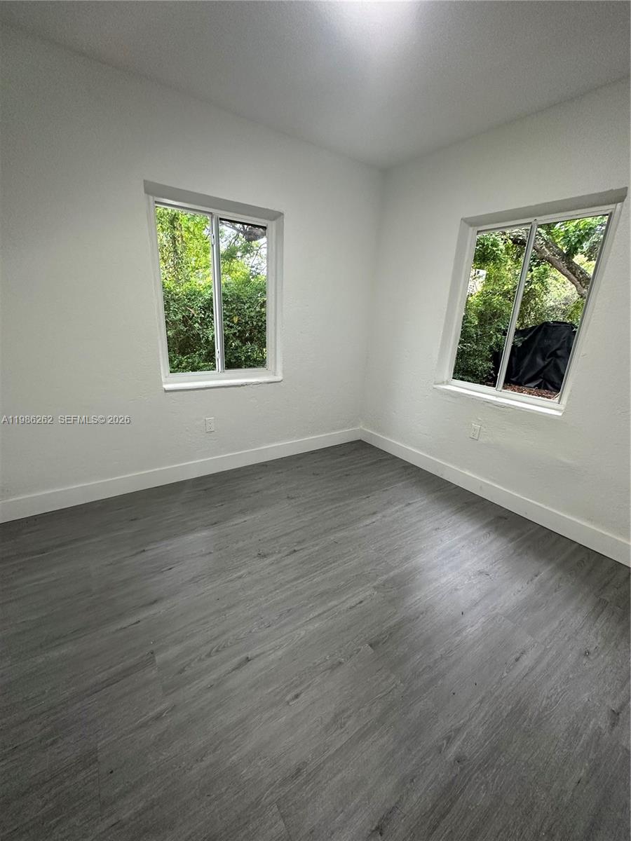 LIBERTY CITY - Residential