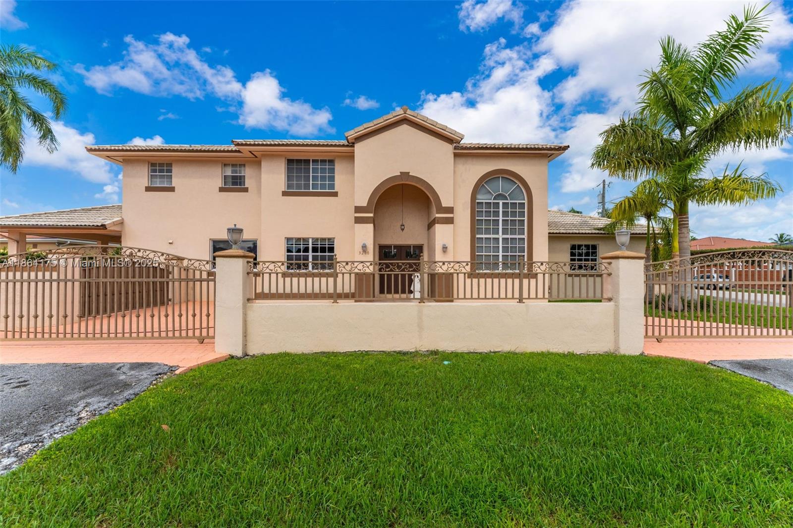 Spacious 5 bed/4 bath pool home with over 3,441 SF living (4,367 total) on a 10,454 SF lot. This 2-story gem offers soaring ceilings, bright tile floors, and natural light throughout. The chef’s kitchen boasts granite counters, stainless steel appliances, a huge island, and custom cabinetry. Oversized bedrooms include a luxurious primary suite with spa bath and an enormous walk-in closet. Enjoy a private backyard oasis with pool, covered terrace, and large patio. Features a very large 2-car garage with extra storage, gated drives, and ample parking. Built 1992, ideally located near top schools, shopping, dining, and major highways—perfect for living and entertaining!