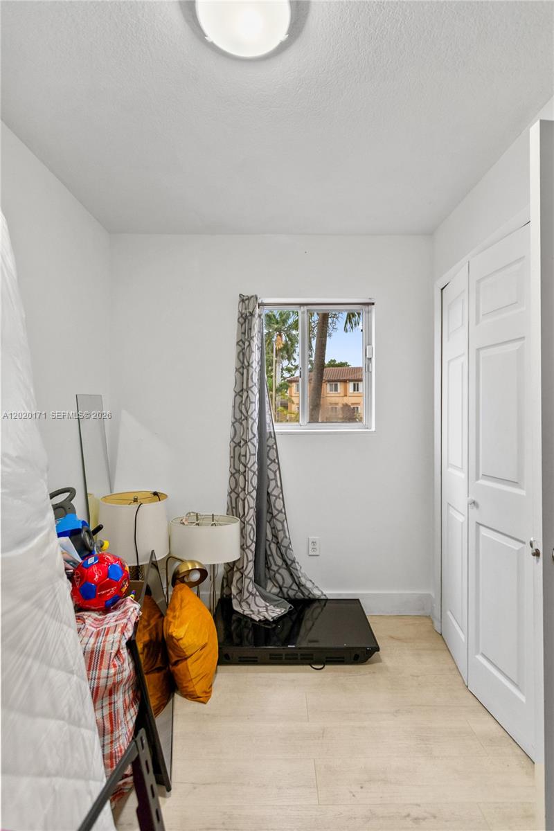 BRISTOL AT KENDALL CONDO - Residential