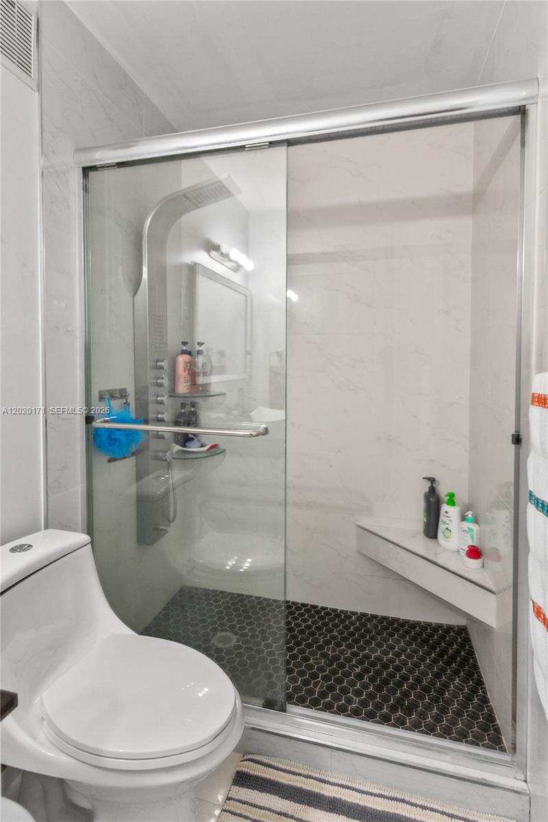 BRISTOL AT KENDALL CONDO - Residential