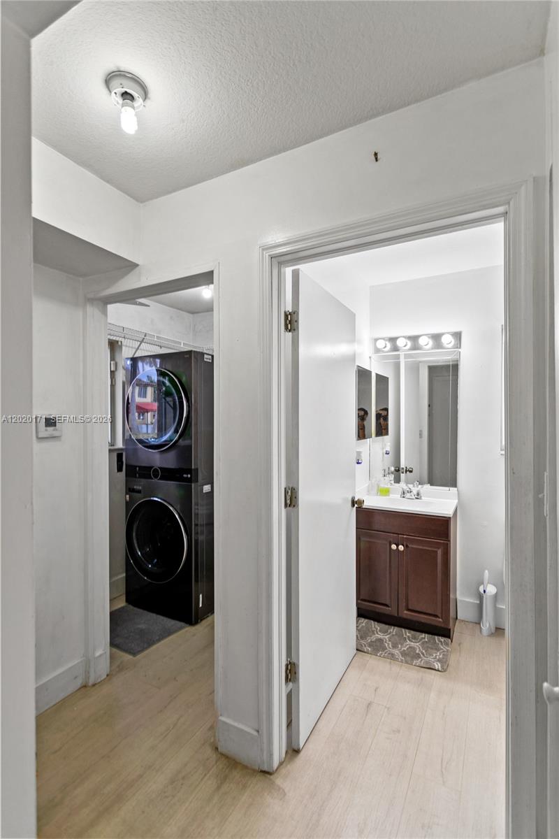 BRISTOL AT KENDALL CONDO - Residential