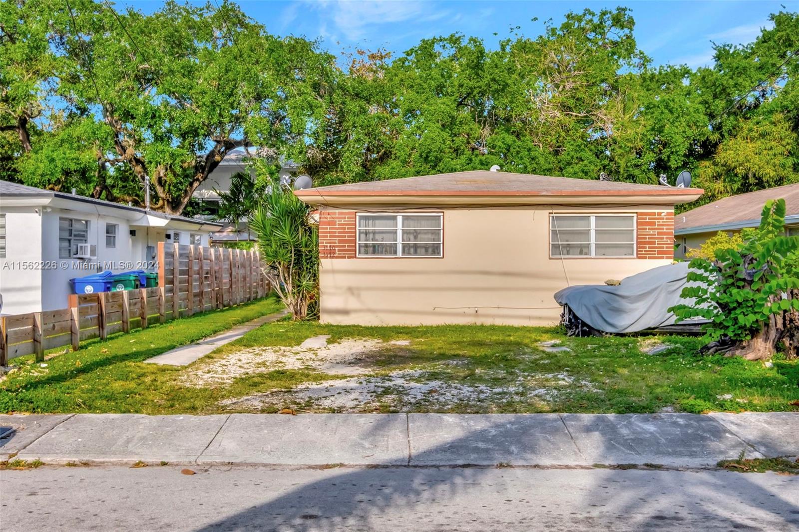 Rental Property at 3170 Carter St St, Miami, Broward County, Florida -  - $915,000 MO.