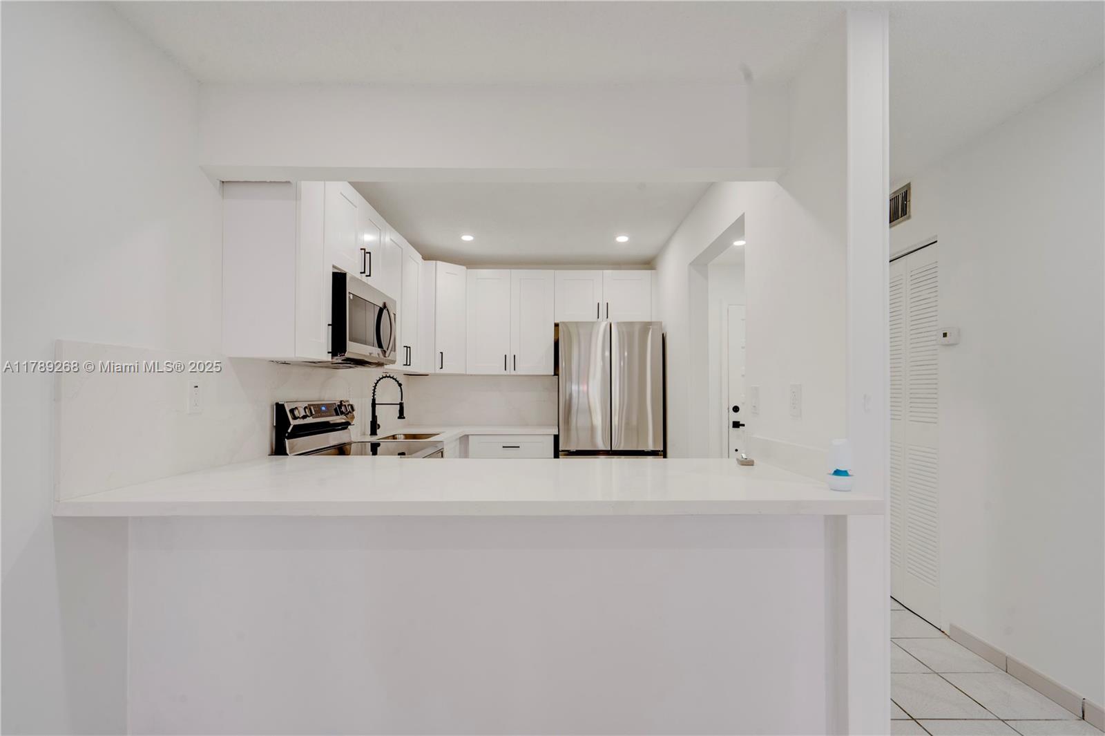Property for Sale at 6095 W 19th Ave 220, Hialeah, Miami-Dade County, Florida - Bedrooms: 2 
Bathrooms: 2  - $240,000
