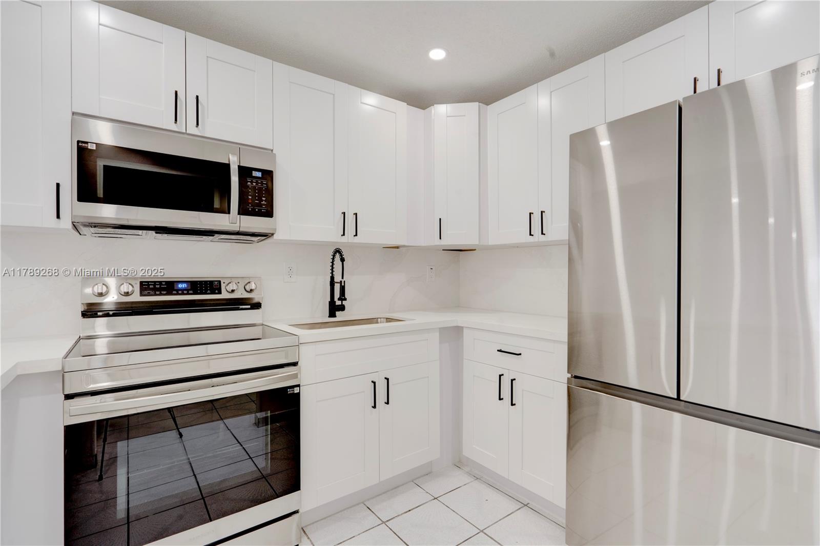 ROYAL PALMETTO CONDO - Residential