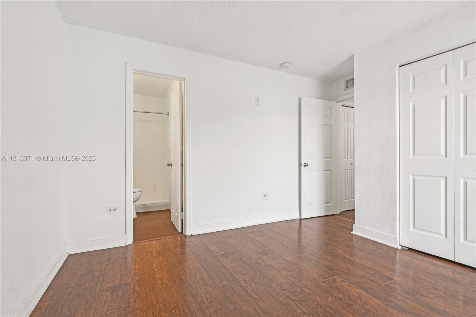 SUNSET PALMS WEST CONDO - Residential