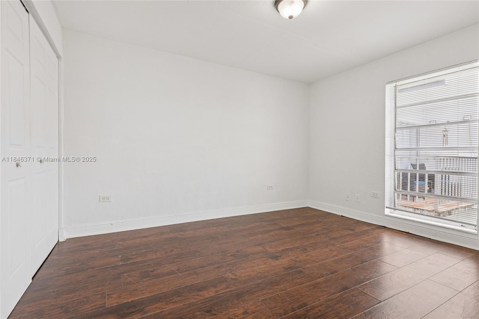 SUNSET PALMS WEST CONDO - Residential