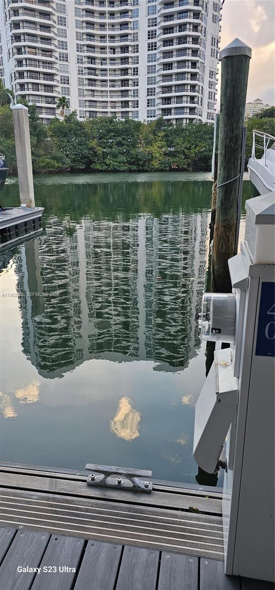 3575 Mystic Pointe Dr