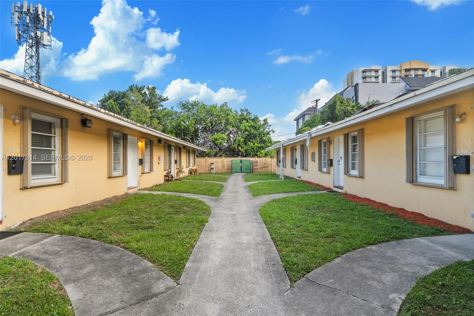 BRICKELL RIVERVIEW - Residential Lease