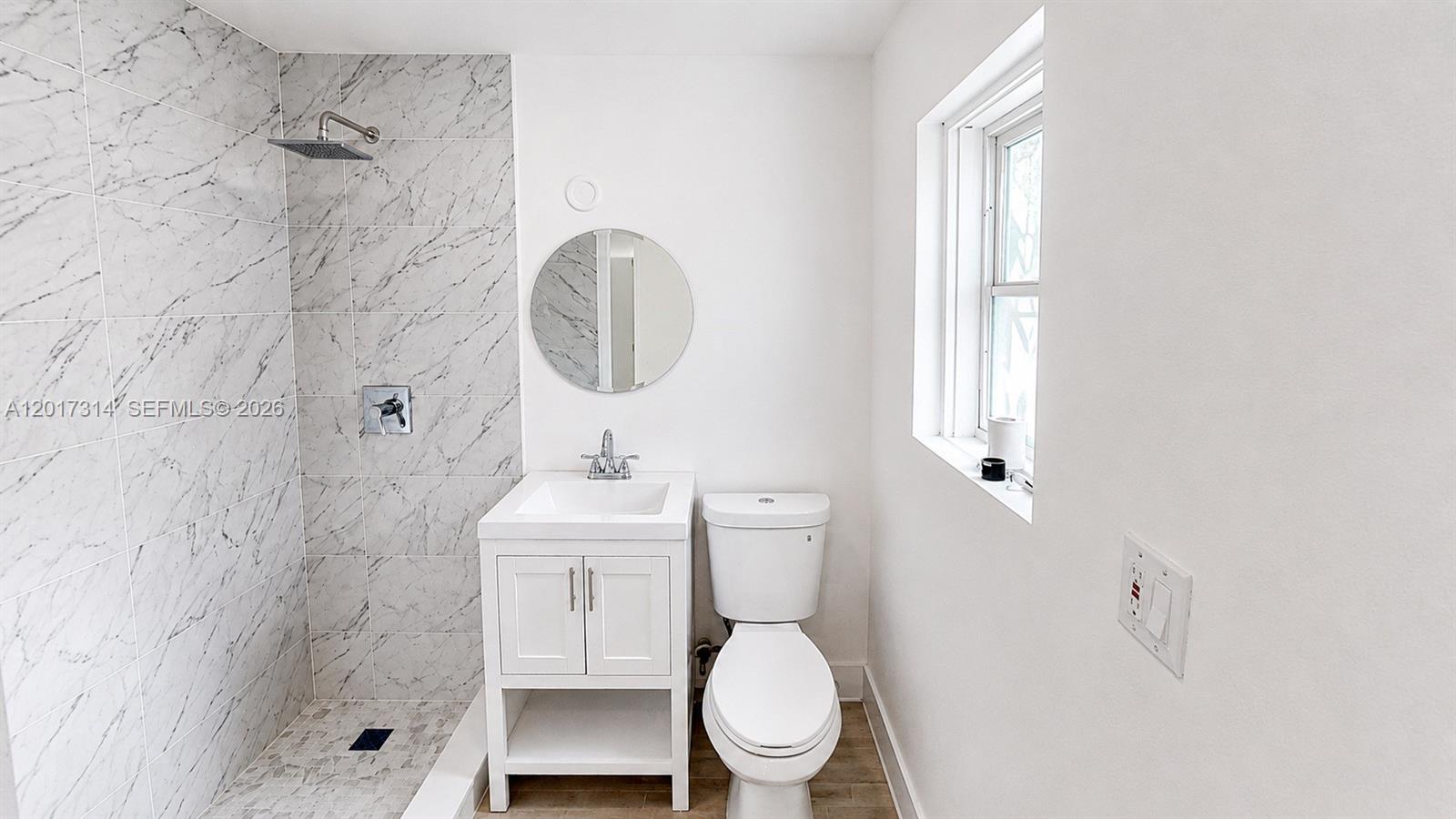 BRICKELL RIVERVIEW - Residential Lease