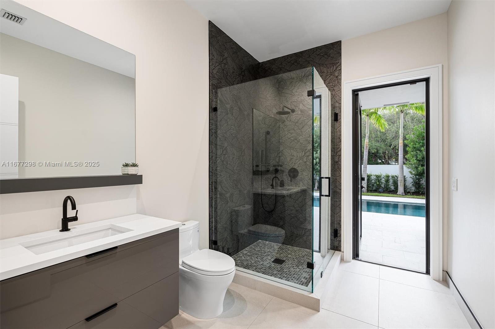 RIO VISTA ISLES - Residential Lease