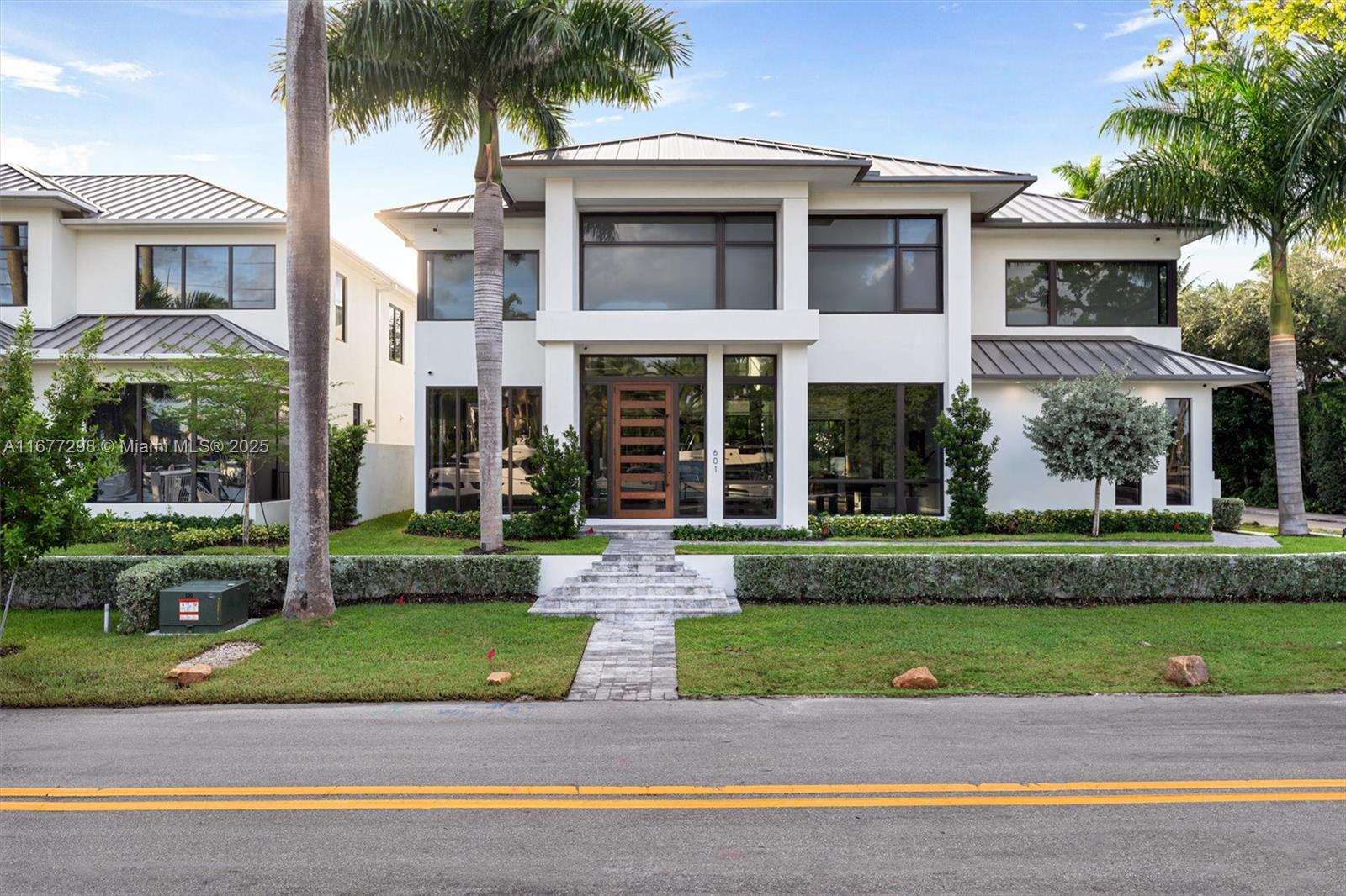 RIO VISTA ISLES - Residential Lease