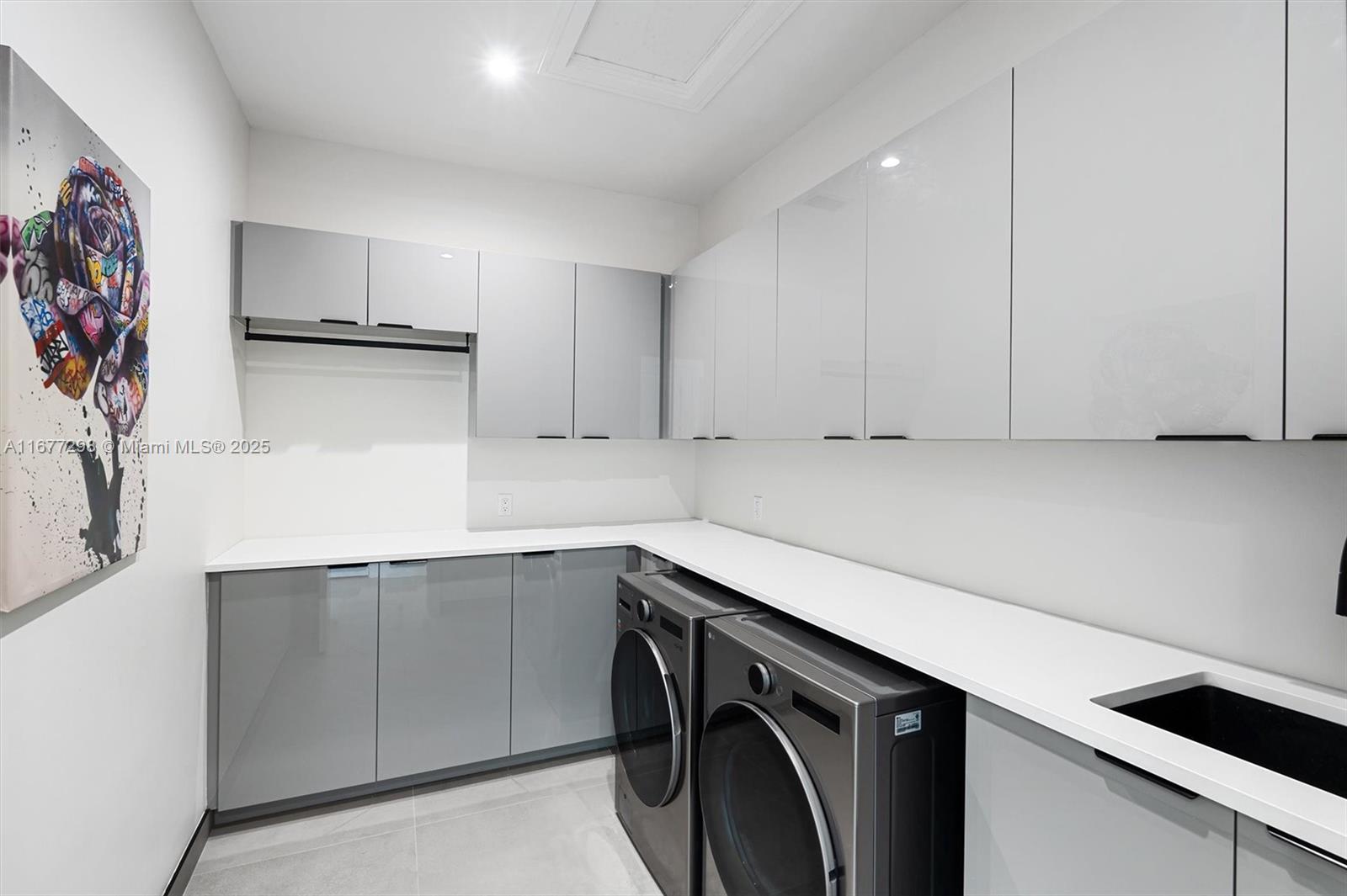 RIO VISTA ISLES - Residential Lease