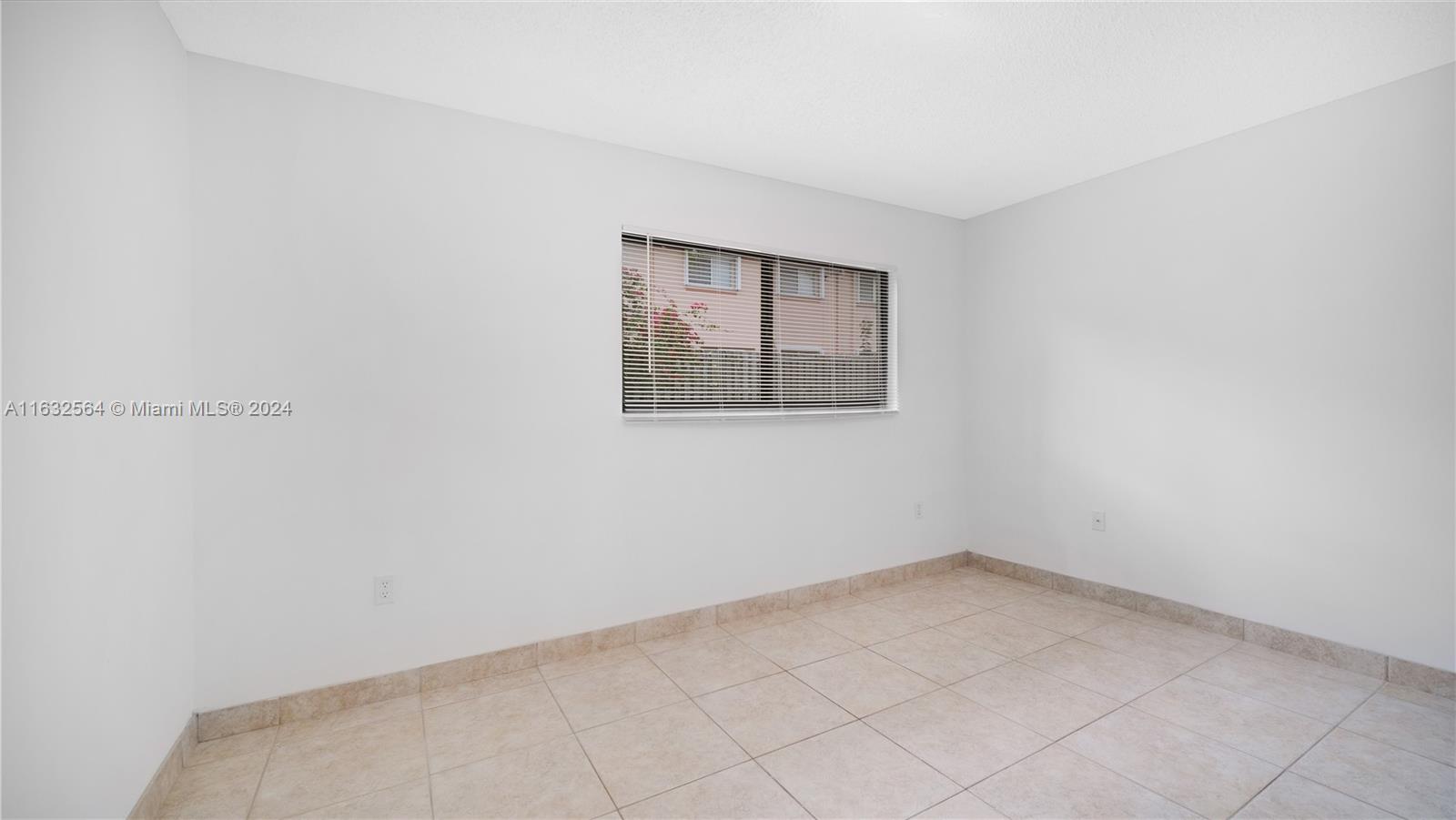 CARMEL LAKES CONDO NO 4 - Residential