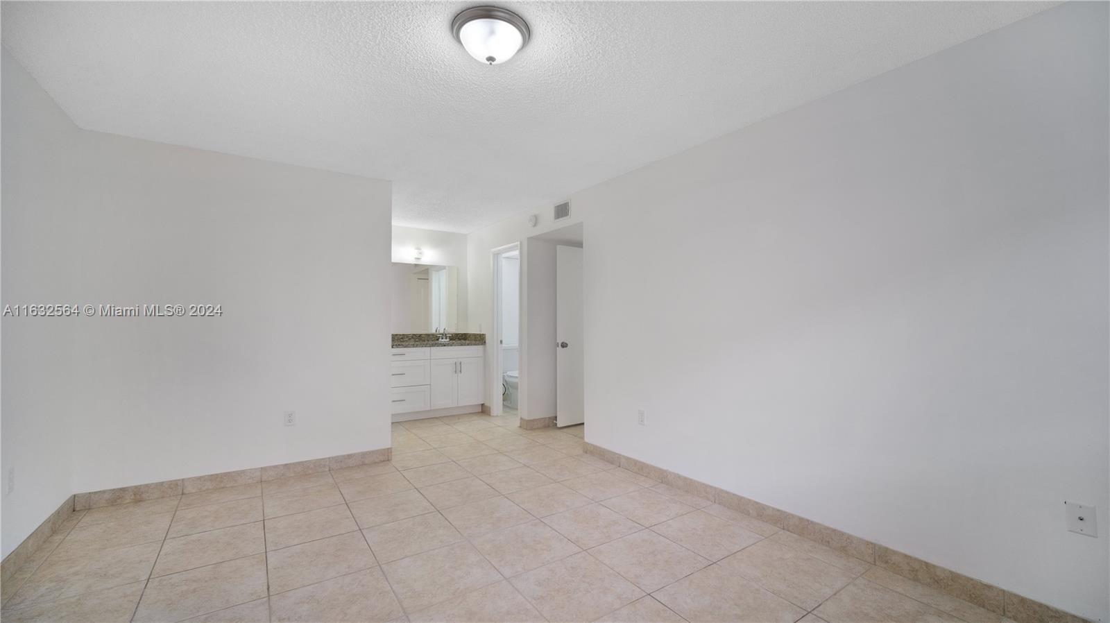 CARMEL LAKES CONDO NO 4 - Residential