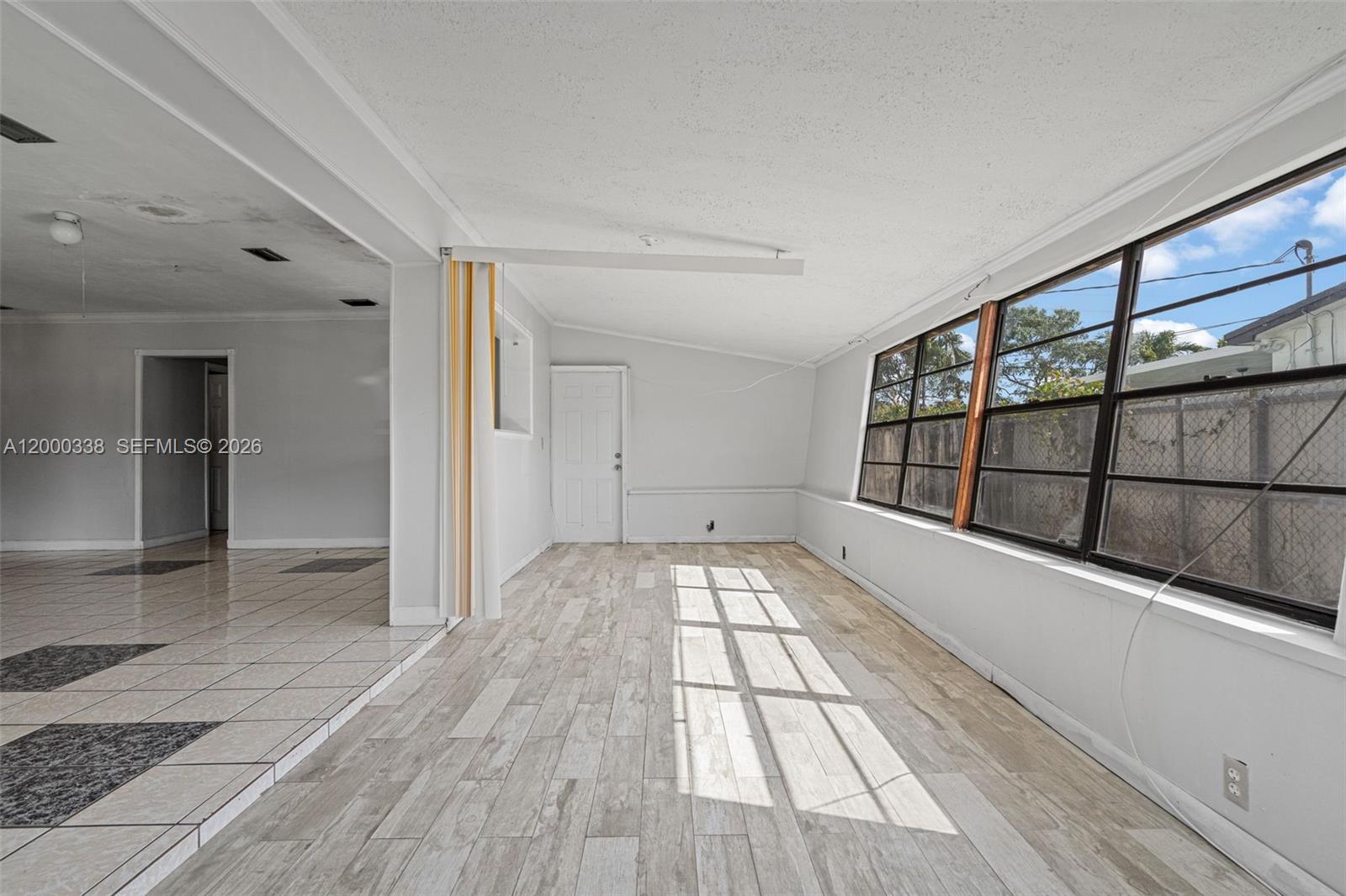 SCOTT LAKE MANOR SEC 6 - Residential