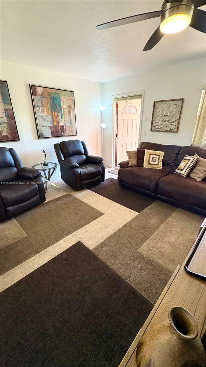 KINGS POINT SAXONY CONDOS - Residential Lease