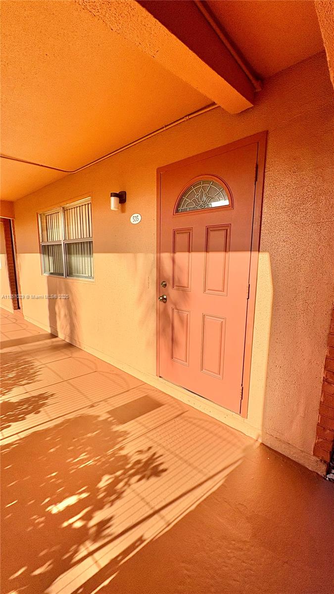 KINGS POINT SAXONY CONDOS - Residential Lease