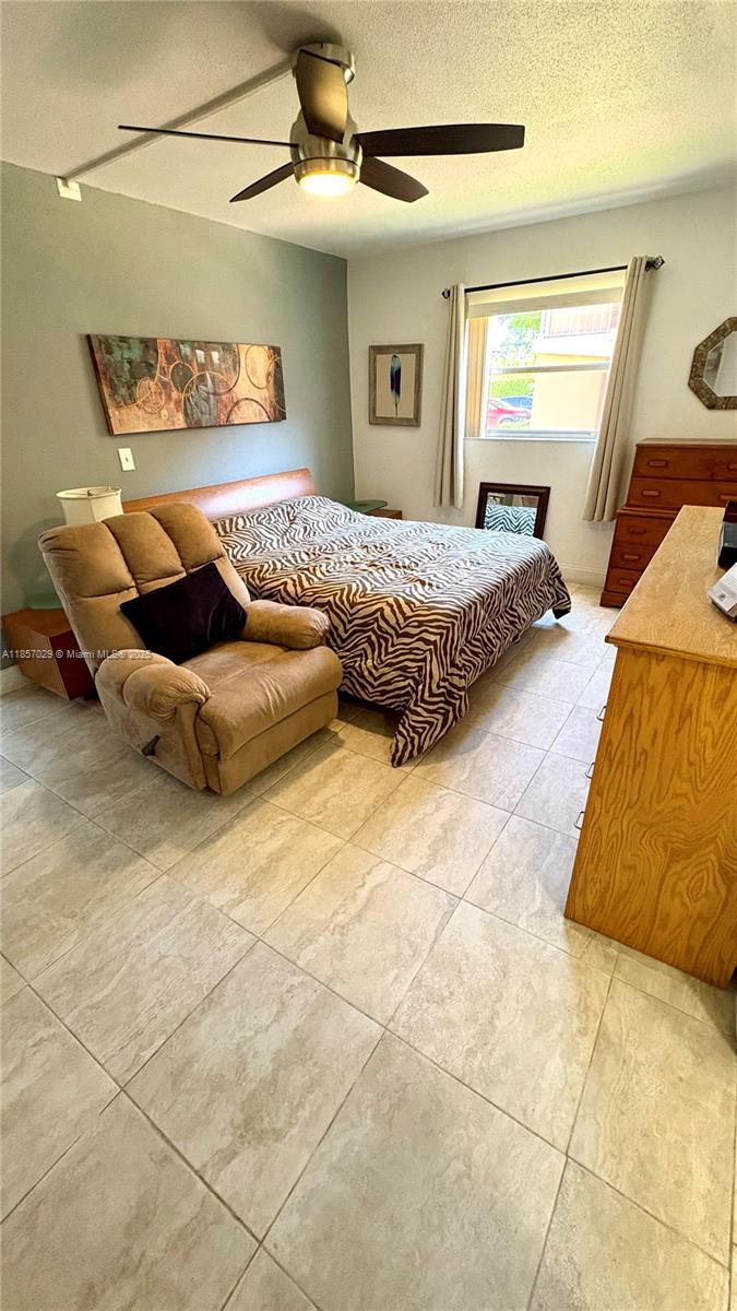 KINGS POINT SAXONY CONDOS - Residential Lease