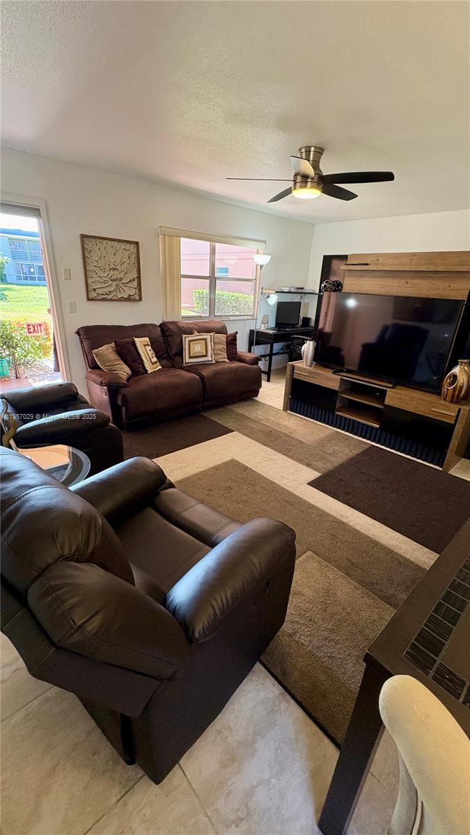 KINGS POINT SAXONY CONDOS - Residential Lease