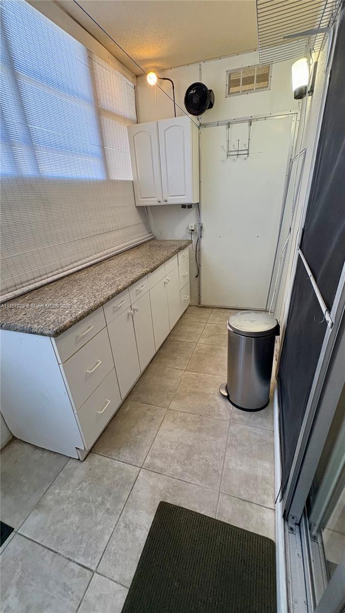 KINGS POINT SAXONY CONDOS - Residential Lease