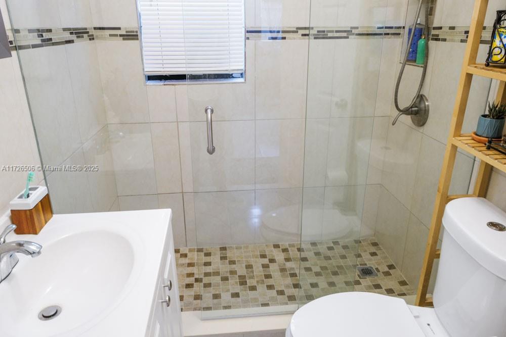 Rental Property at 1325 Nw 55th St 2, Miami, Broward County, Florida - Bedrooms: 1 
Bathrooms: 1  - $1,000 MO.