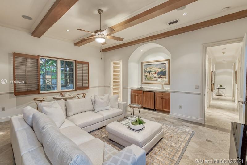 STONEGATE - Residential