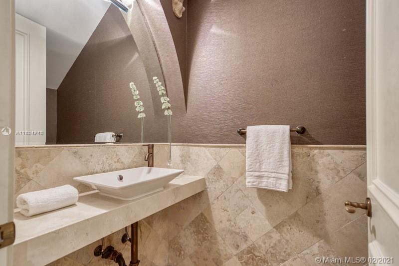 STONEGATE - Residential