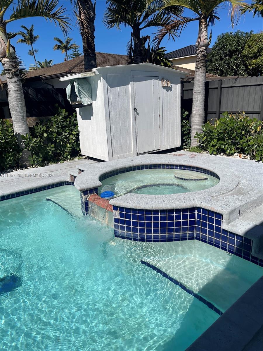 FANTASY REEF - Residential