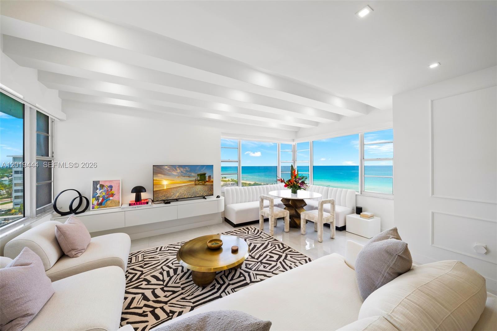 IMPERIAL HOUSE CONDO - Residential