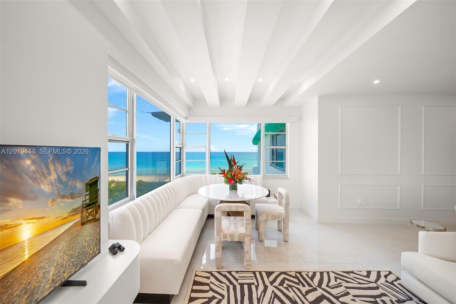 IMPERIAL HOUSE CONDO - Residential