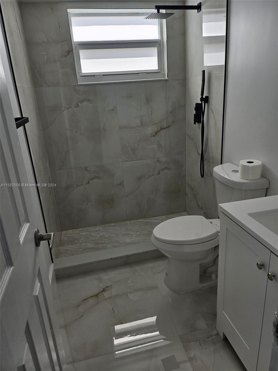 W & C CONDO - Residential Lease