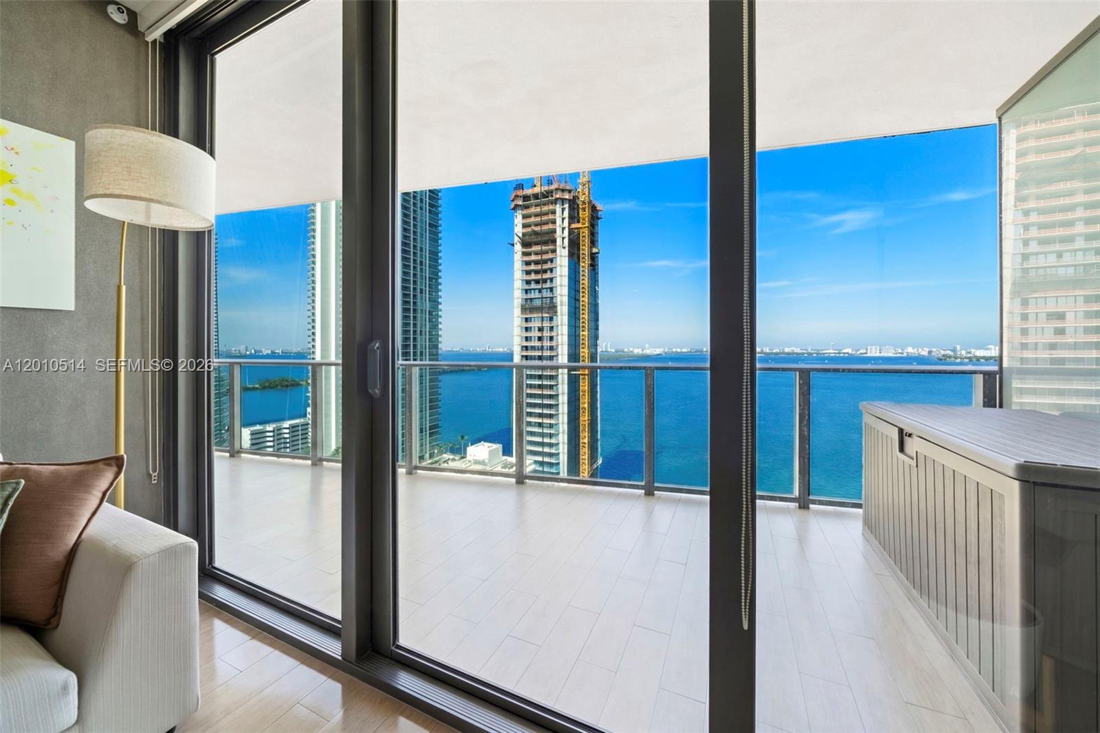 ICON BAY CONDO - Residential