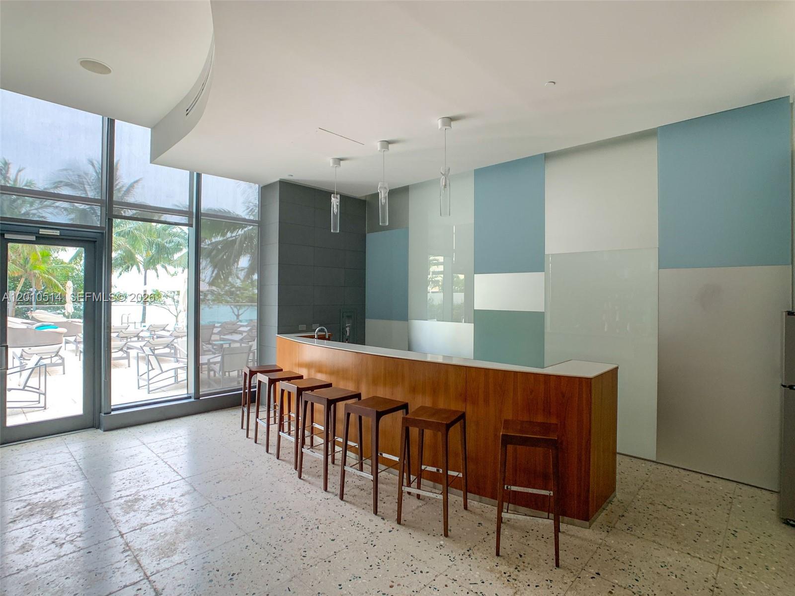 ICON BAY CONDO - Residential