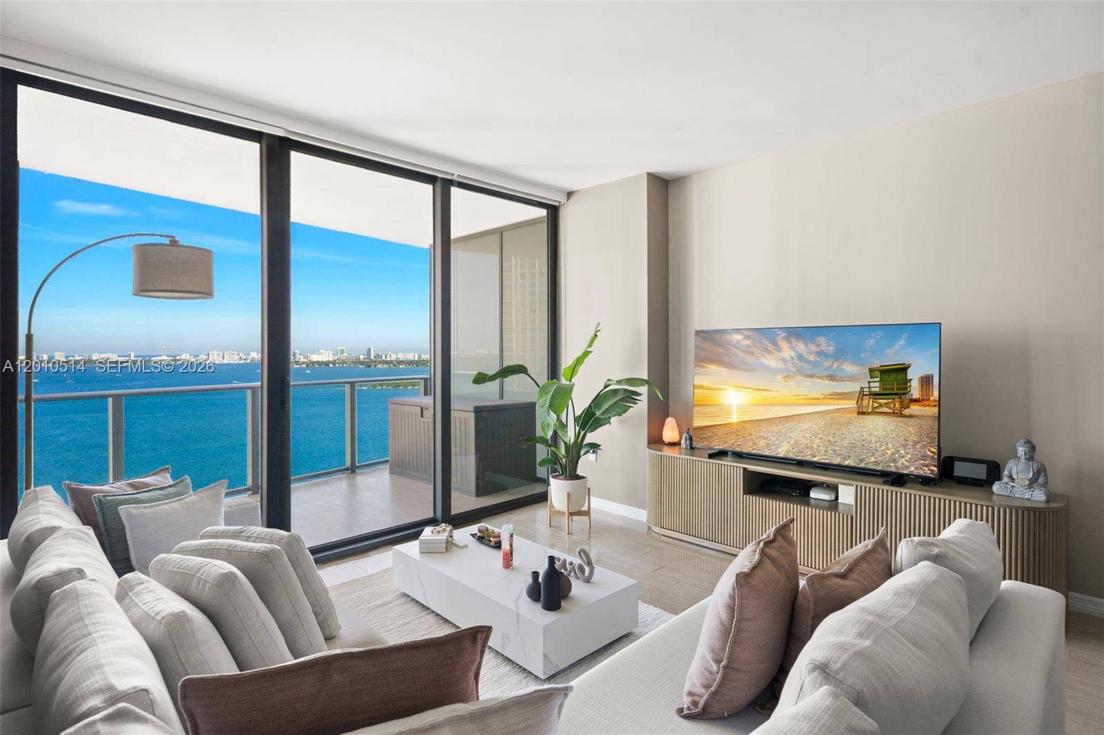 ICON BAY CONDO - Residential