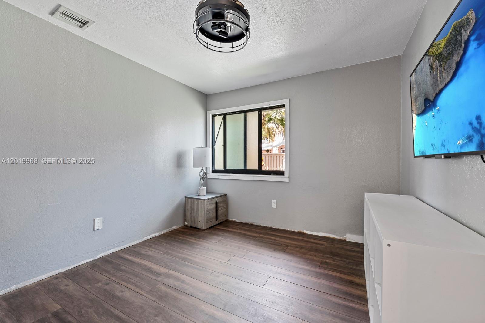 ROCK ISLAND LAND CORP - Residential
