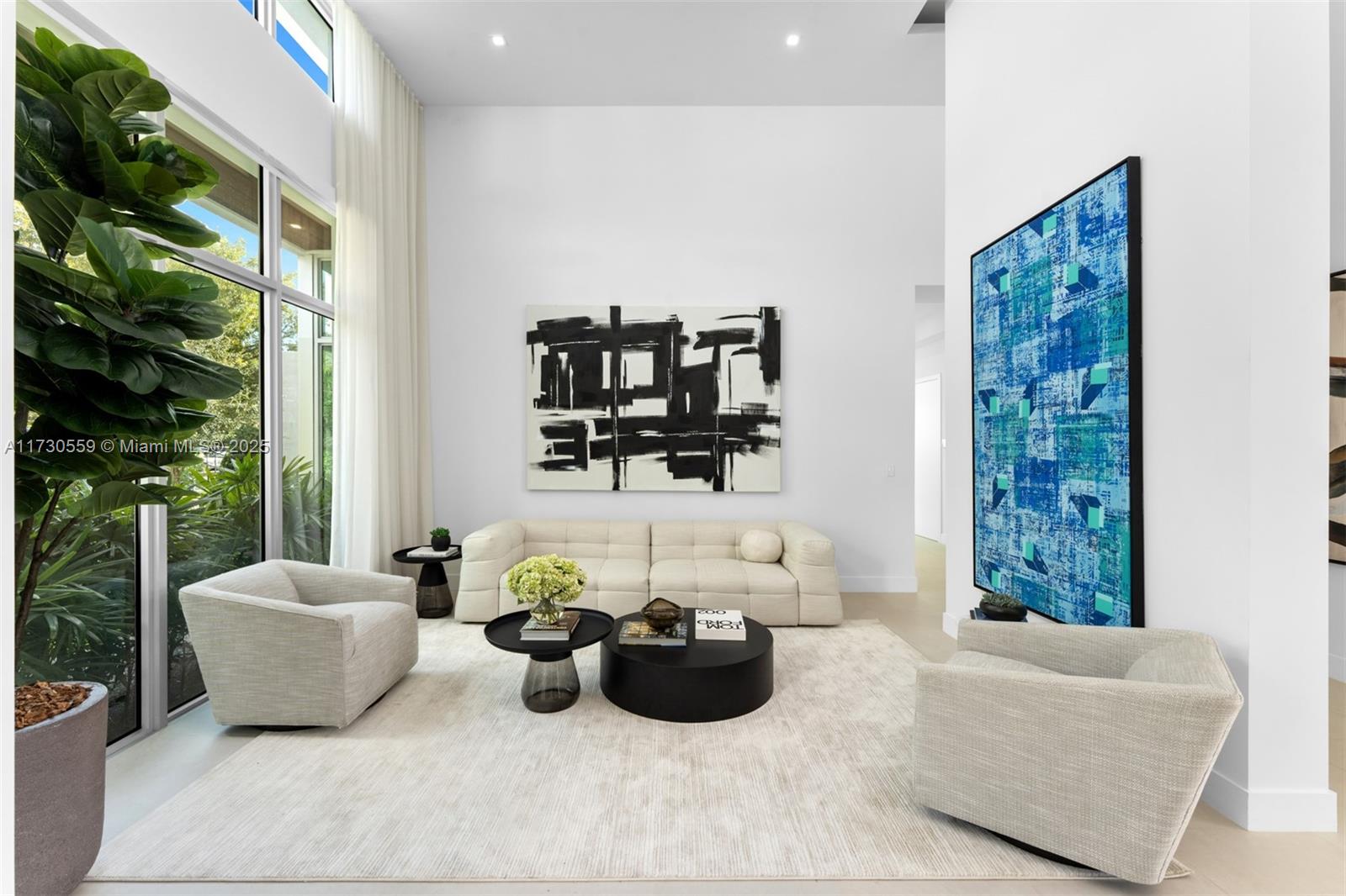 TOWN & RANCH ESTS - Residential