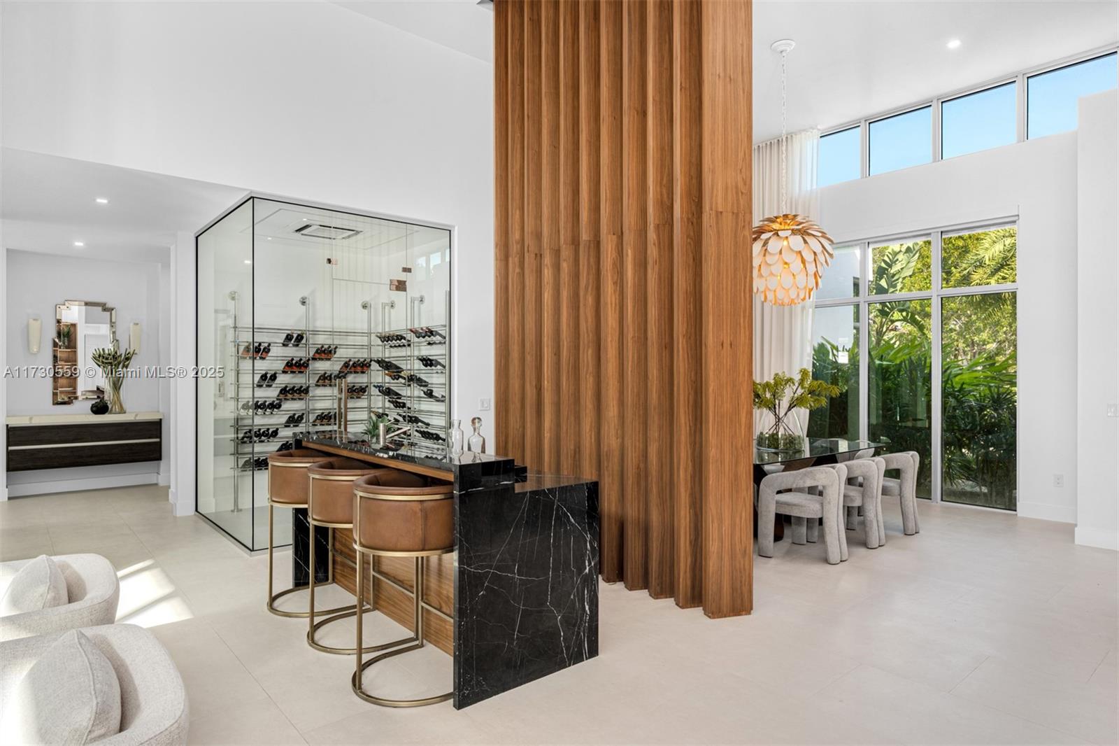 TOWN & RANCH ESTS - Residential