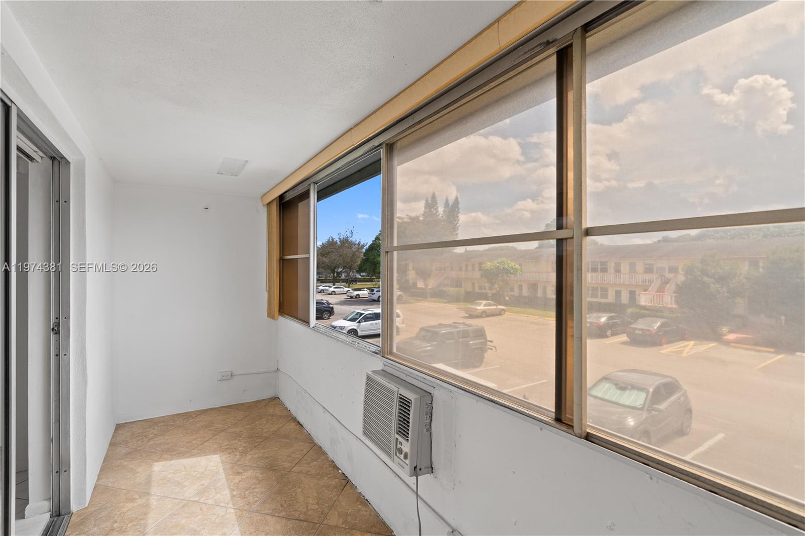 CAMDEN CONDOS - Residential