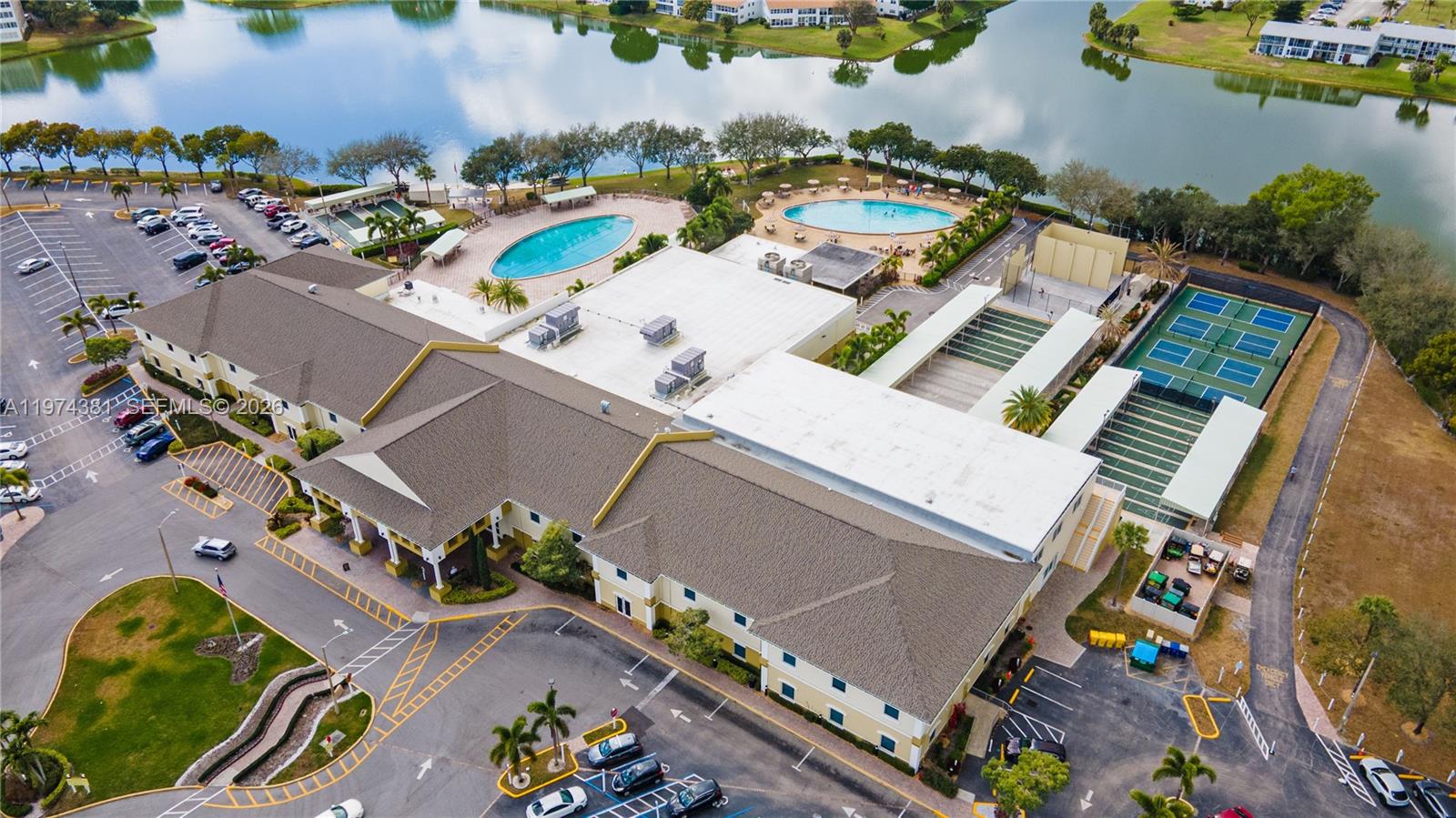 CAMDEN CONDOS - Residential