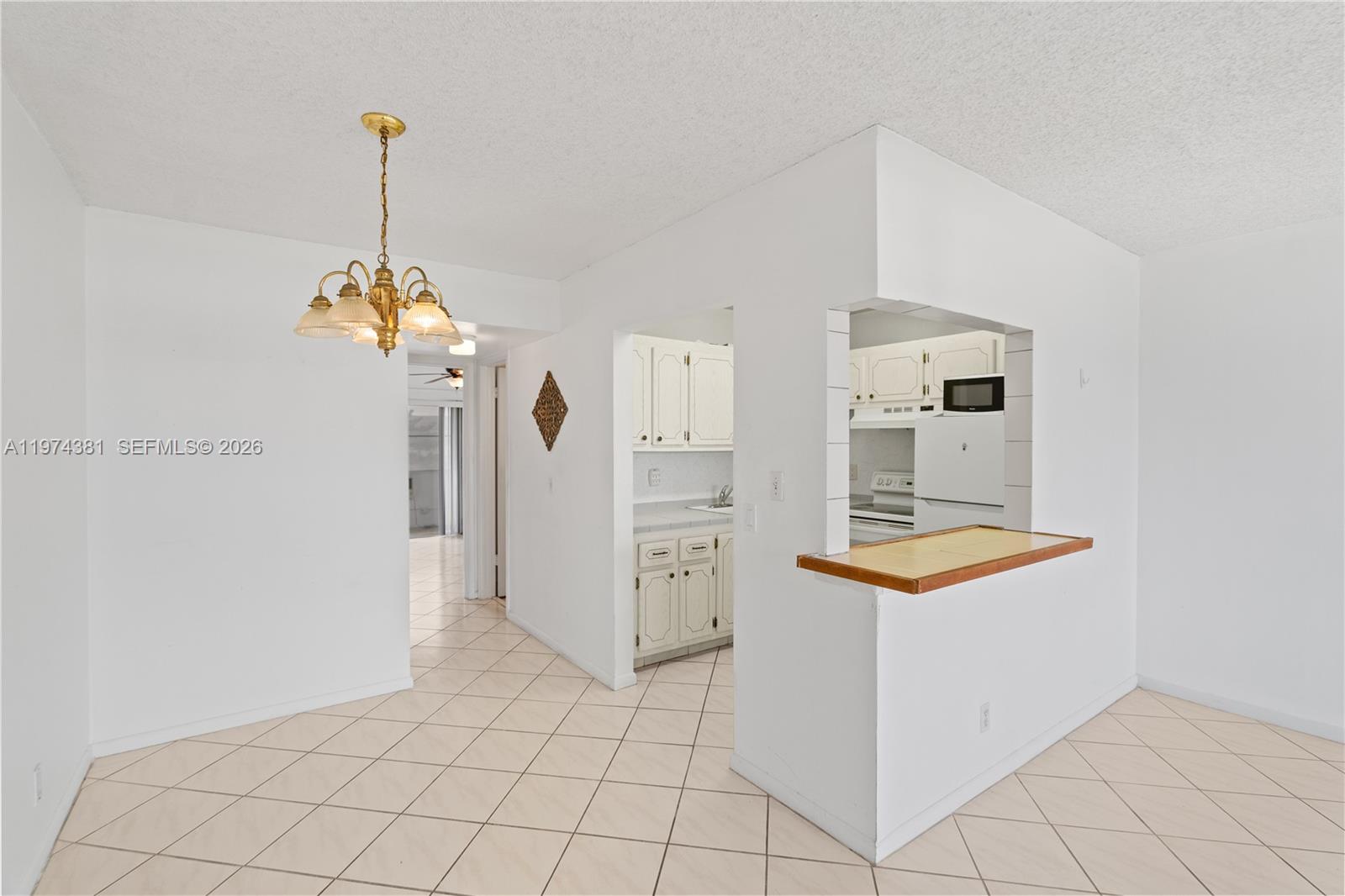 CAMDEN CONDOS - Residential