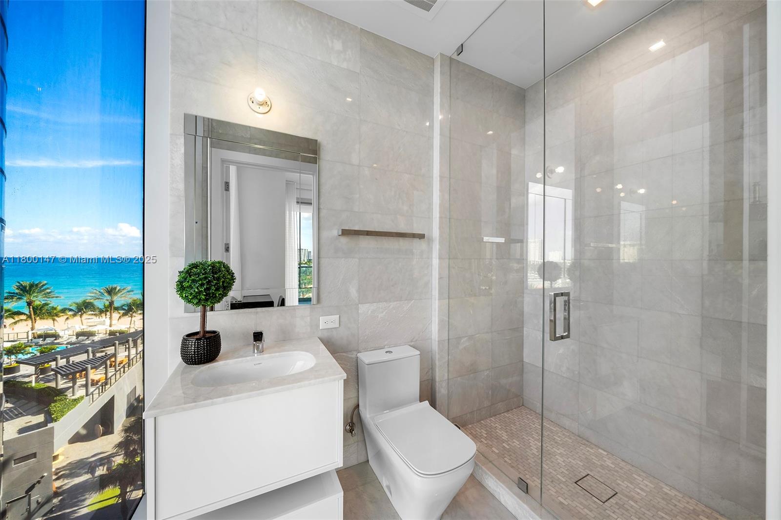 NORTH BISCAYNE BEACH AMEN - Residential
