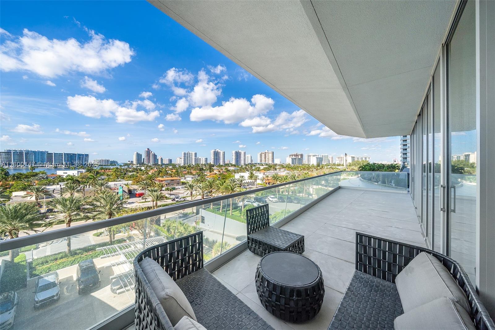 NORTH BISCAYNE BEACH AMEN - Residential