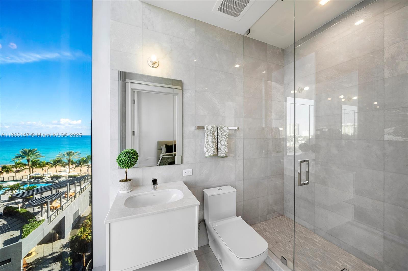 NORTH BISCAYNE BEACH AMEN - Residential
