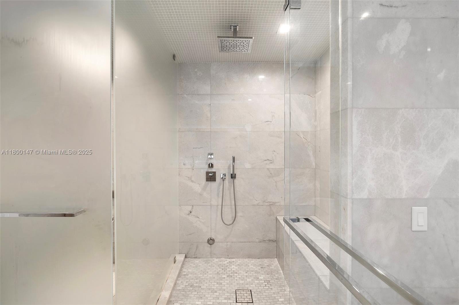 NORTH BISCAYNE BEACH AMEN - Residential
