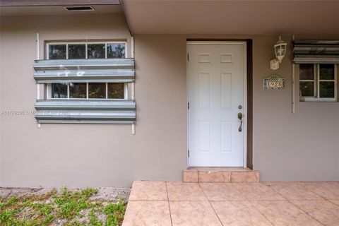 1926 Sheridan St Hollywood FL 33020