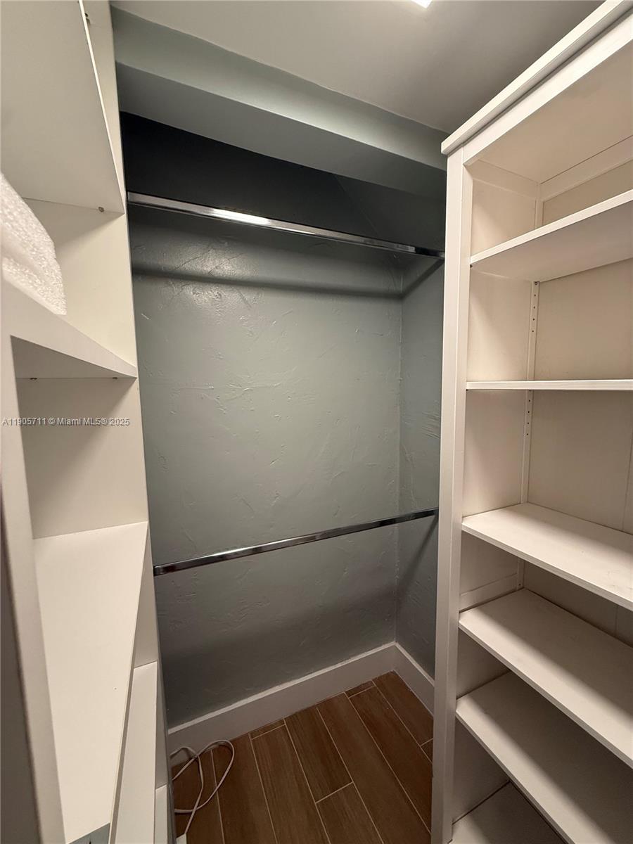 ENCLAVE ON SOUTH BEACH - Residential Lease