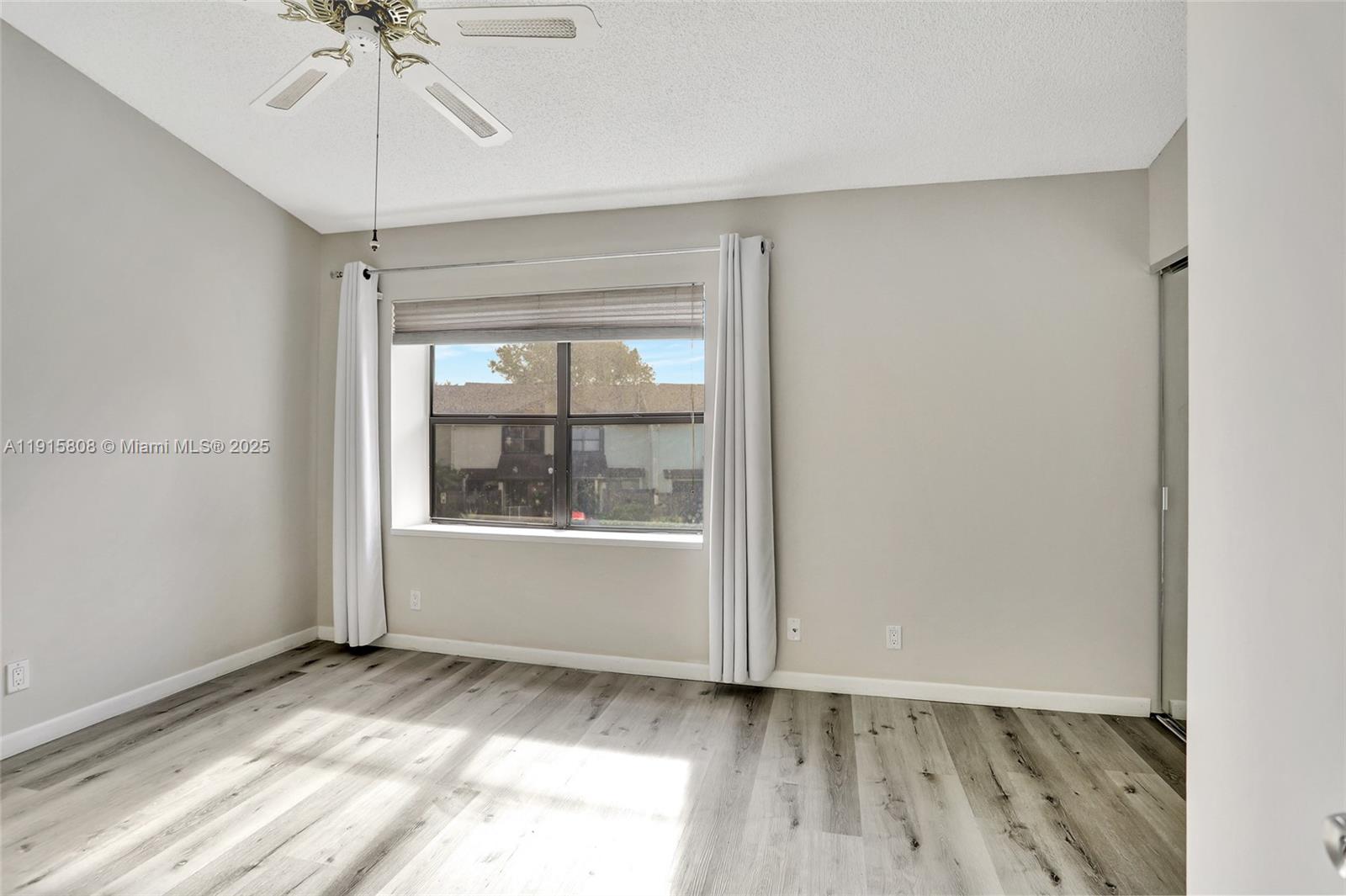 BAYWOOD VILLAGE III-A CON - Residential Lease